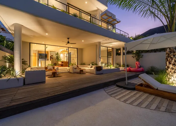 Villa Berawa Breeze - Chic 4br Beachside Oasis With Sauna